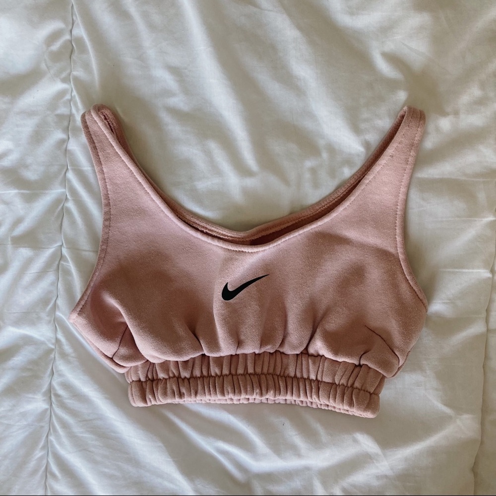 🌼SOLD🌼 Pink sports bra 💕